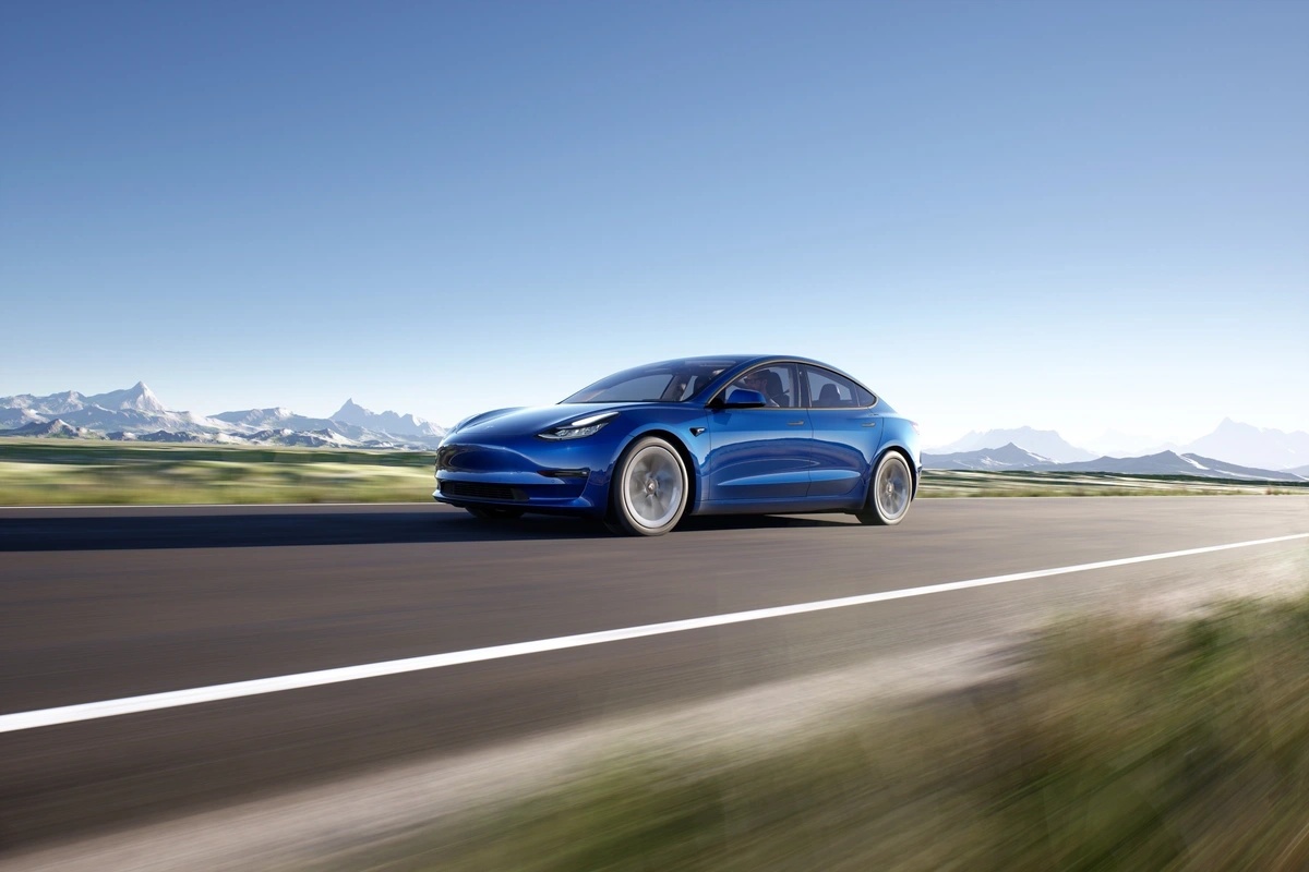 Tesla Model 3: Should You Buy, Lease, or Subscribe?