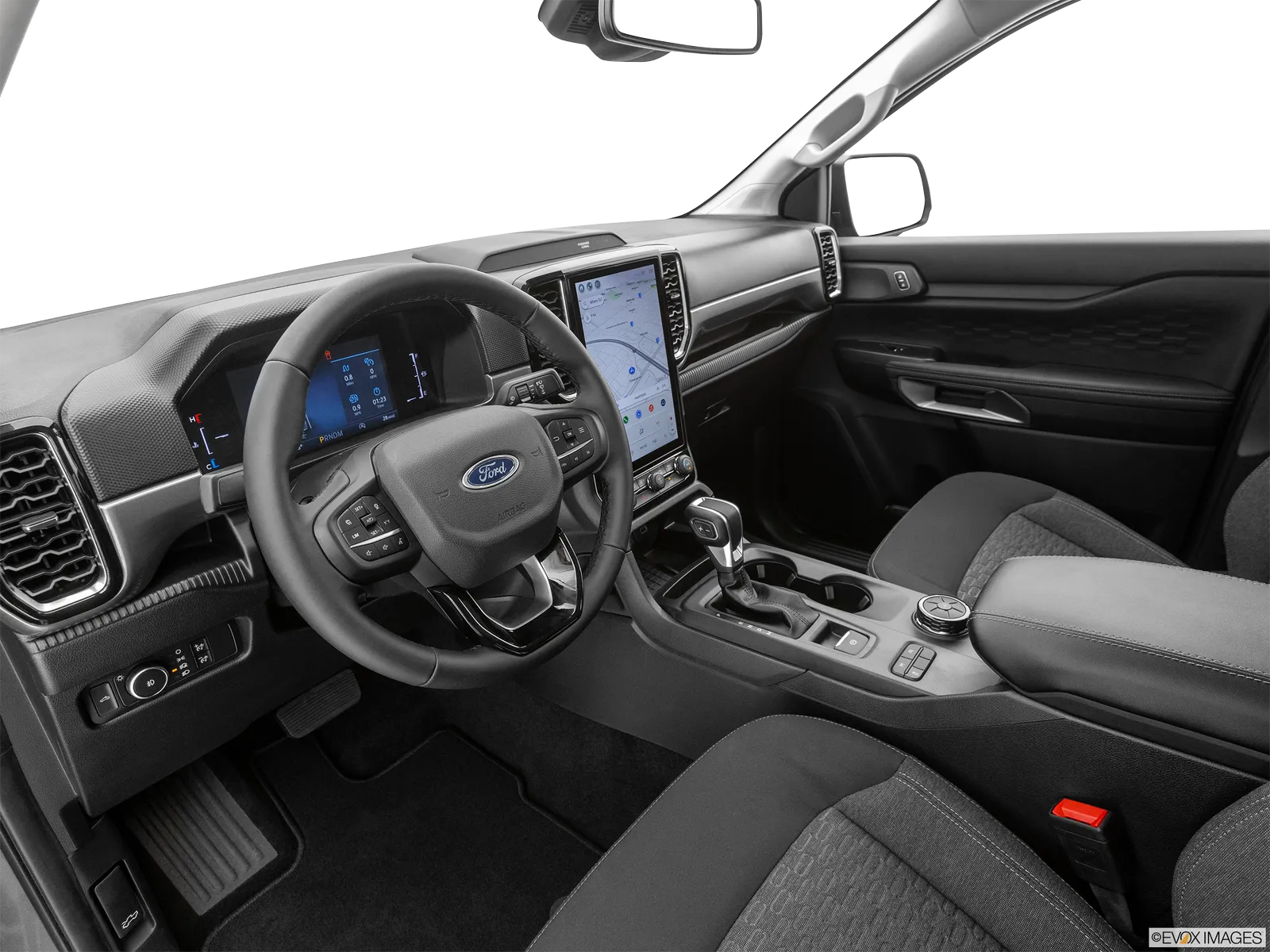 Ford Ranger interior, Front row